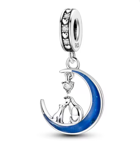 Charm solidario Chema y su Manada