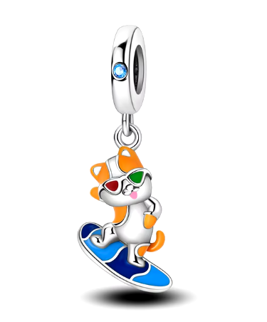 Charm de Plata de Ley con con gatito surfeando