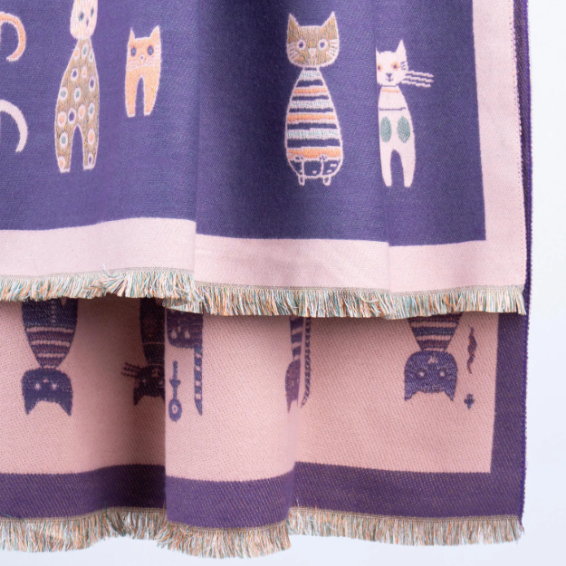 Bufanda Reversible Gatos – Color Morado