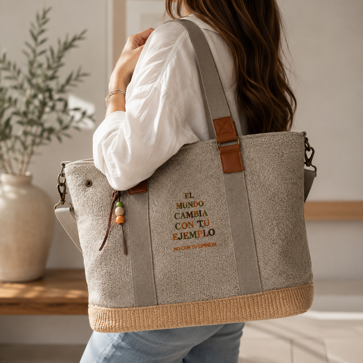 Bolso Shopper Gris "El mundo cambia con tu ejemplo"