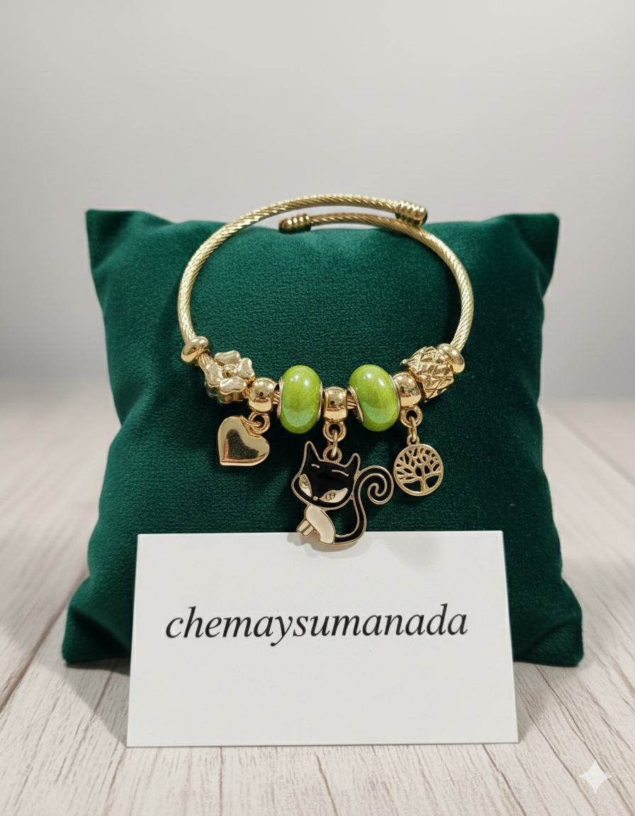 Pulsera Charms Gatito Dorada y verde– Acero Inoxidable