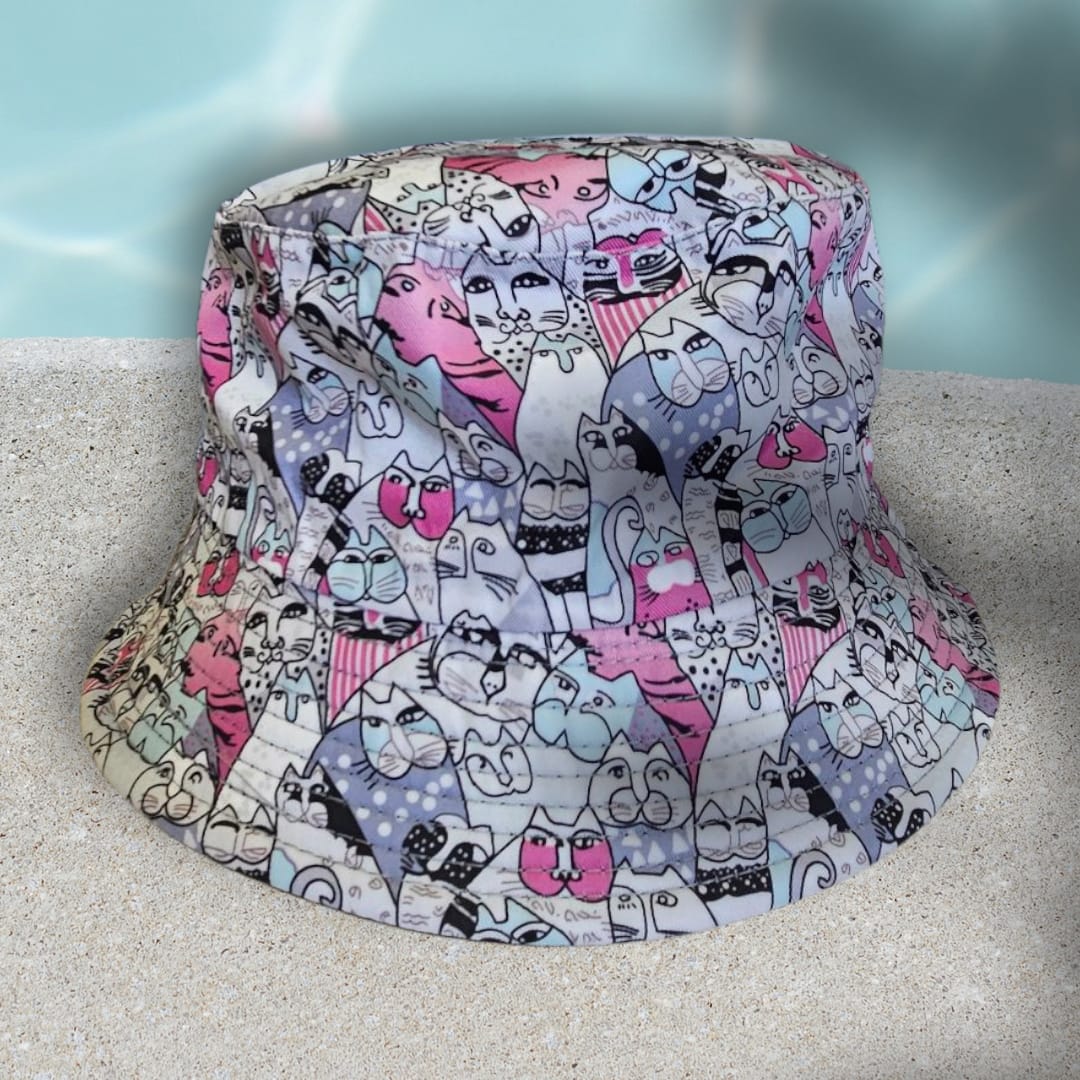 Gorro de pescador estampado de gatitos