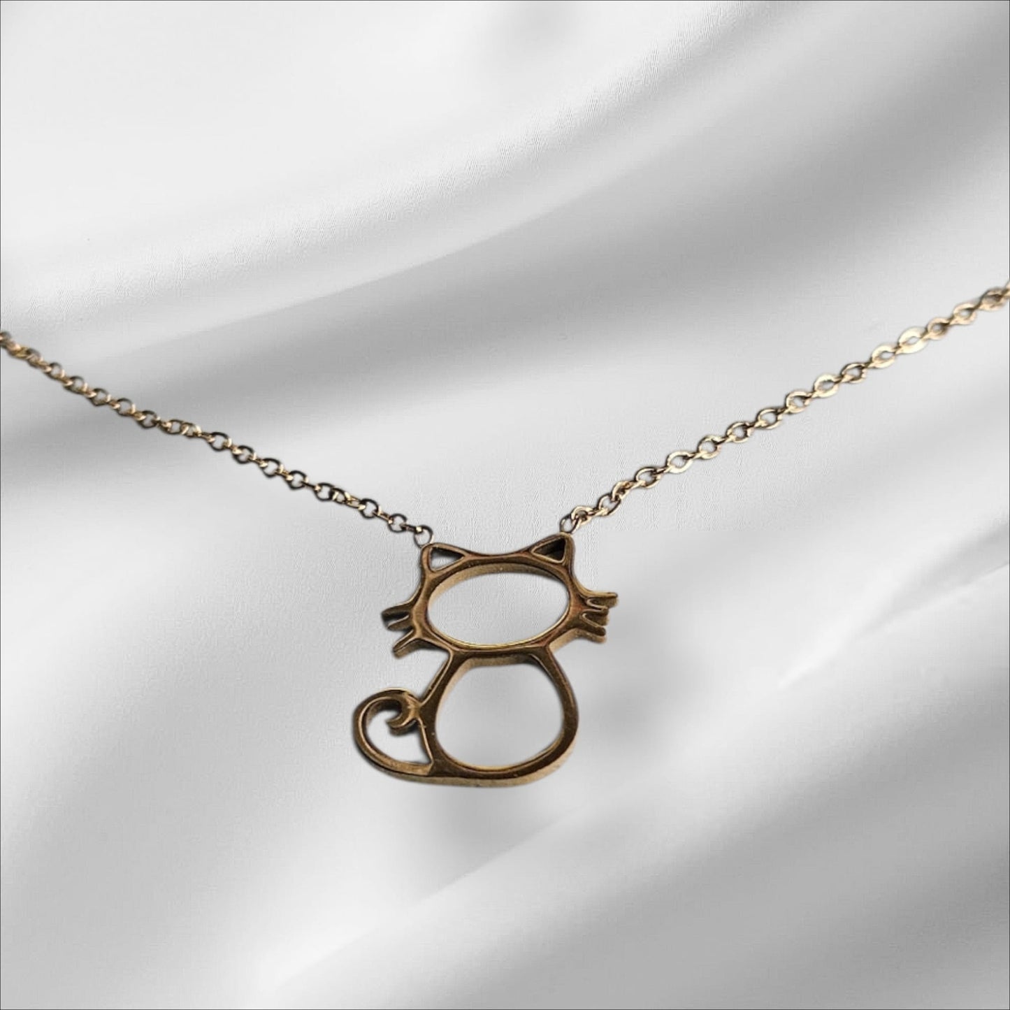Collar Gatito Line Art