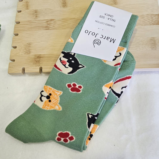 Calcetines Marc Jojo – Gatos multicolor fondo verde