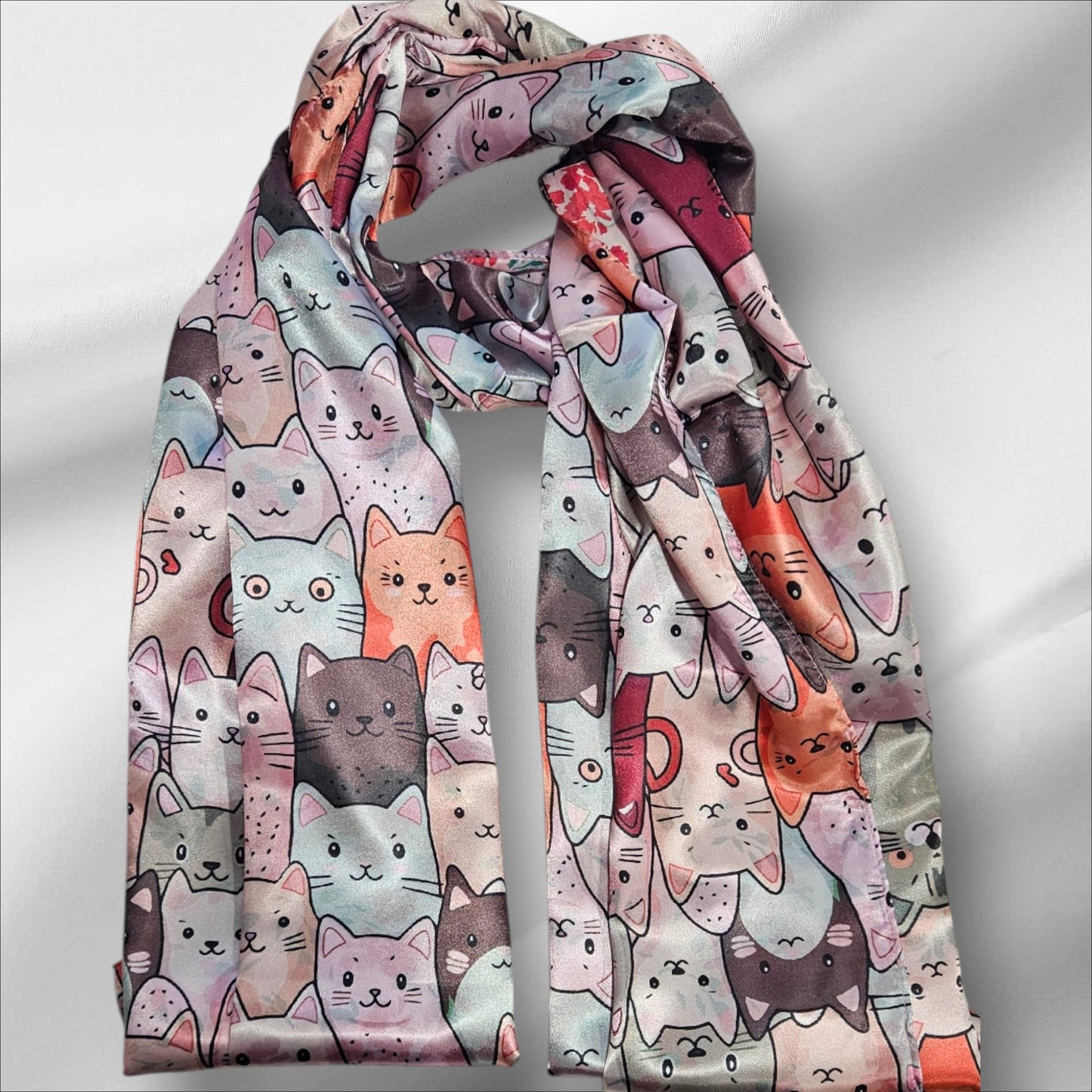 Foulard estampado de gatitos de seda (004)