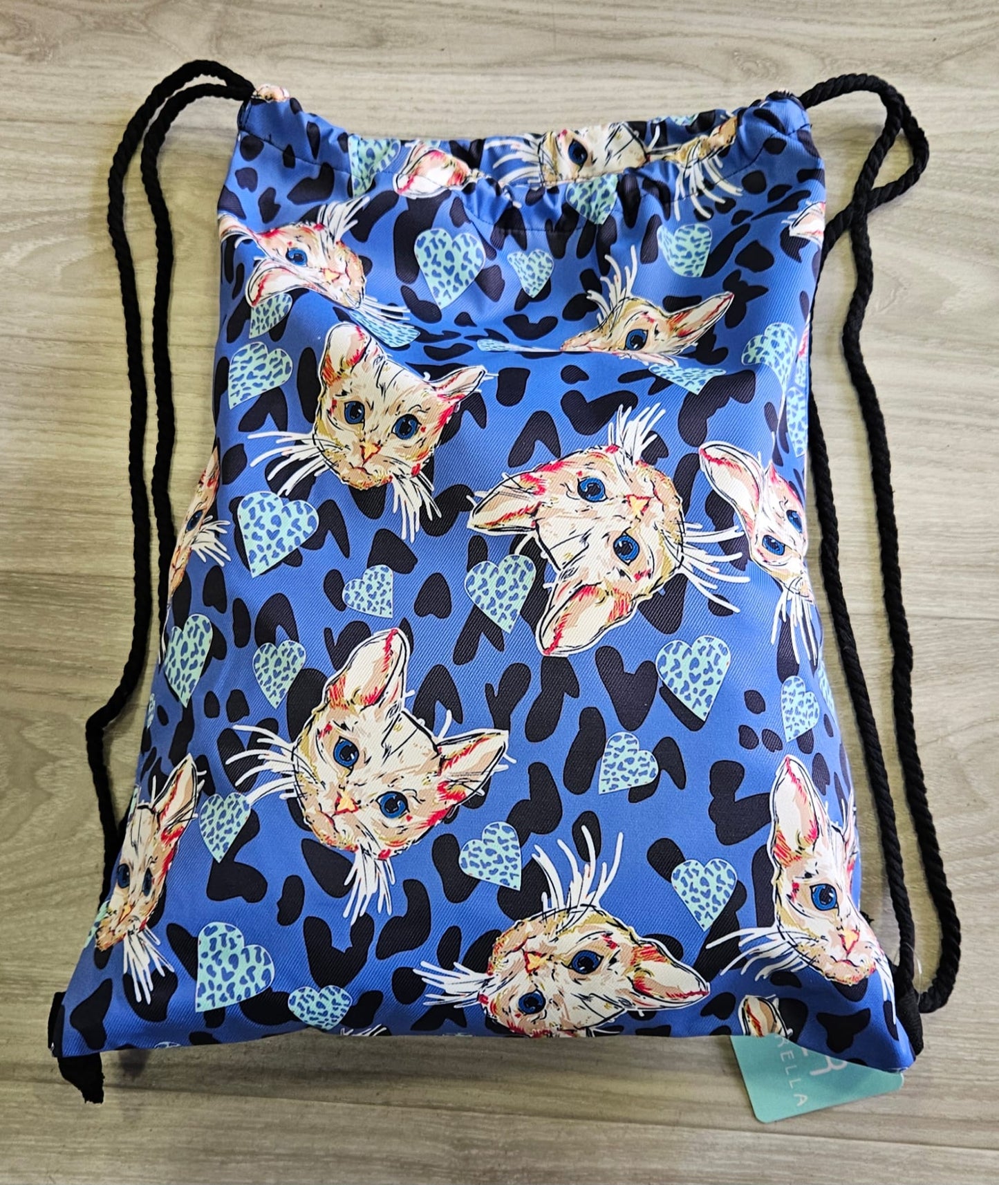 Mochila con cordón con estampado de gatito con corazones