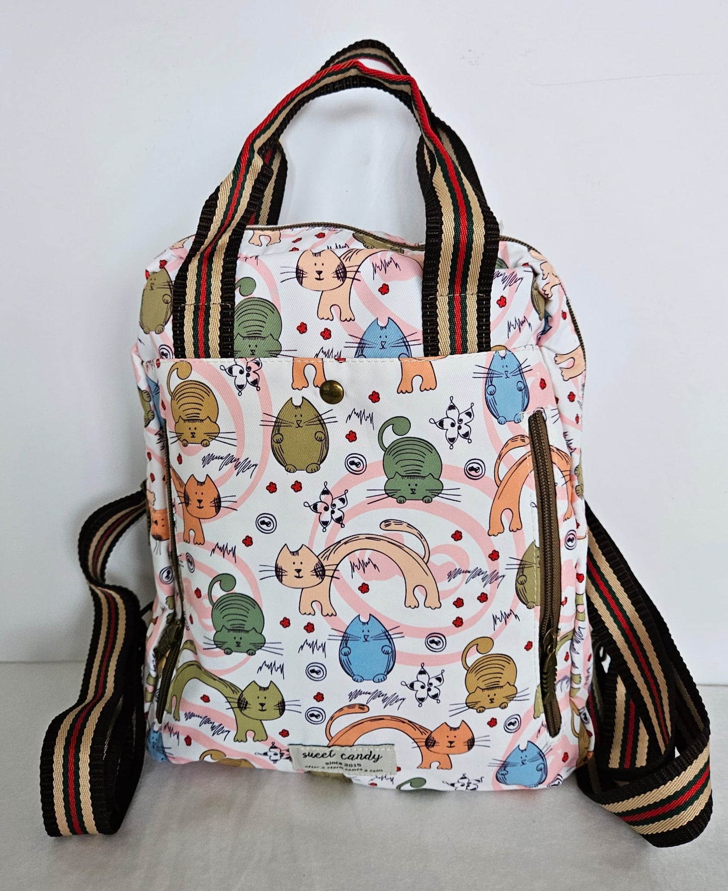Mochila Sweet Candy estampado gatitos repelente al agua