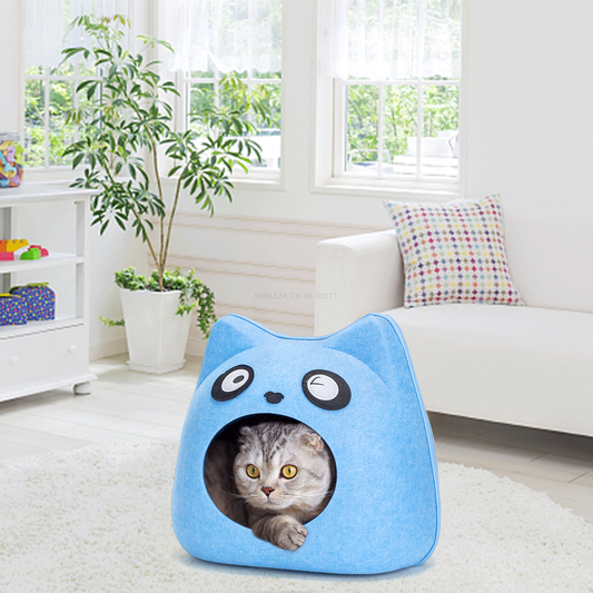 Casa para gatos con forma de panda