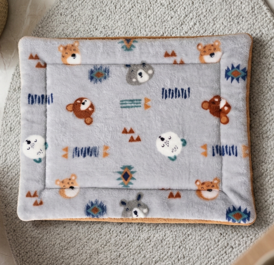 🐾 Cama reversible para mascotas hecha a mano – Edición solidaria