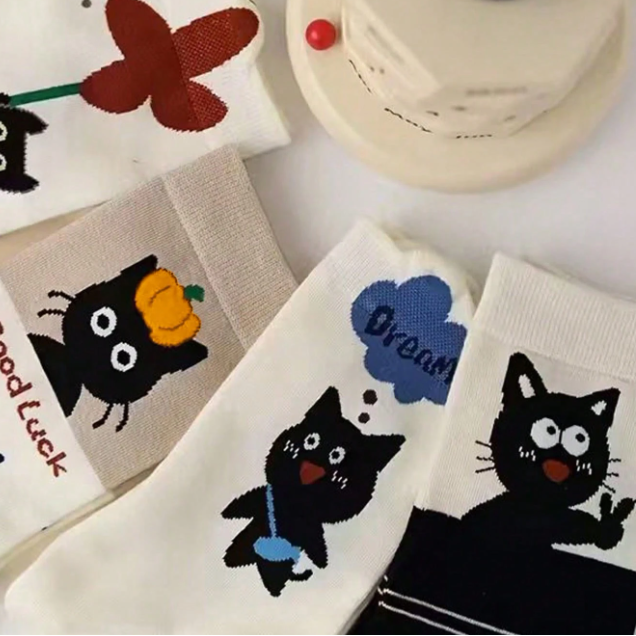 Calcetines Gatitos Divertidos – Suaves, cómodos y llenos de personalidad (4 pares)