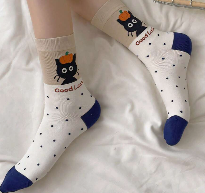 Calcetines Gatitos Divertidos – Suaves, cómodos y llenos de personalidad (4 pares)