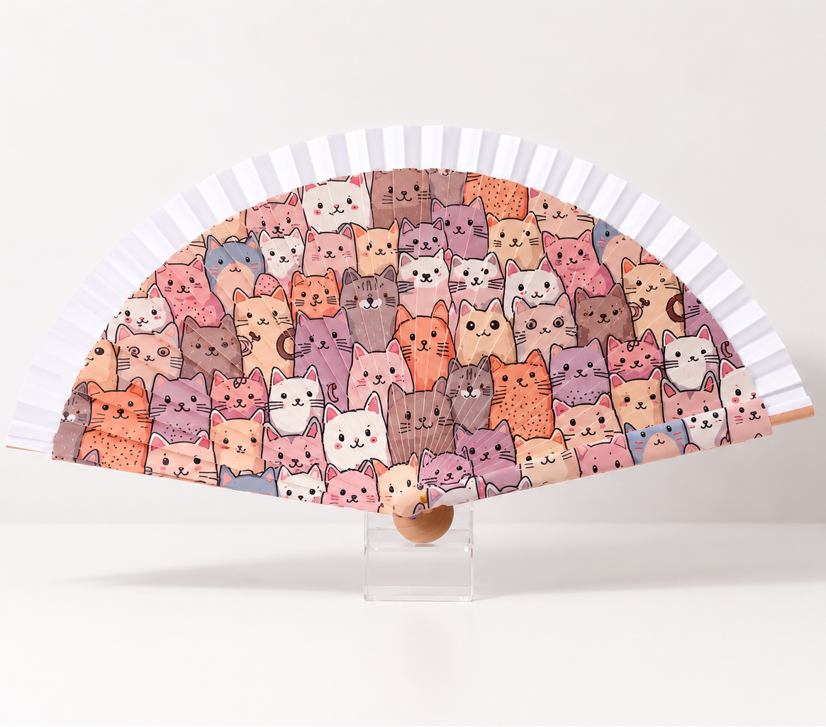 Abanico con diseños de gatos