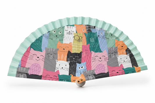 Abanico con diseños de gatos