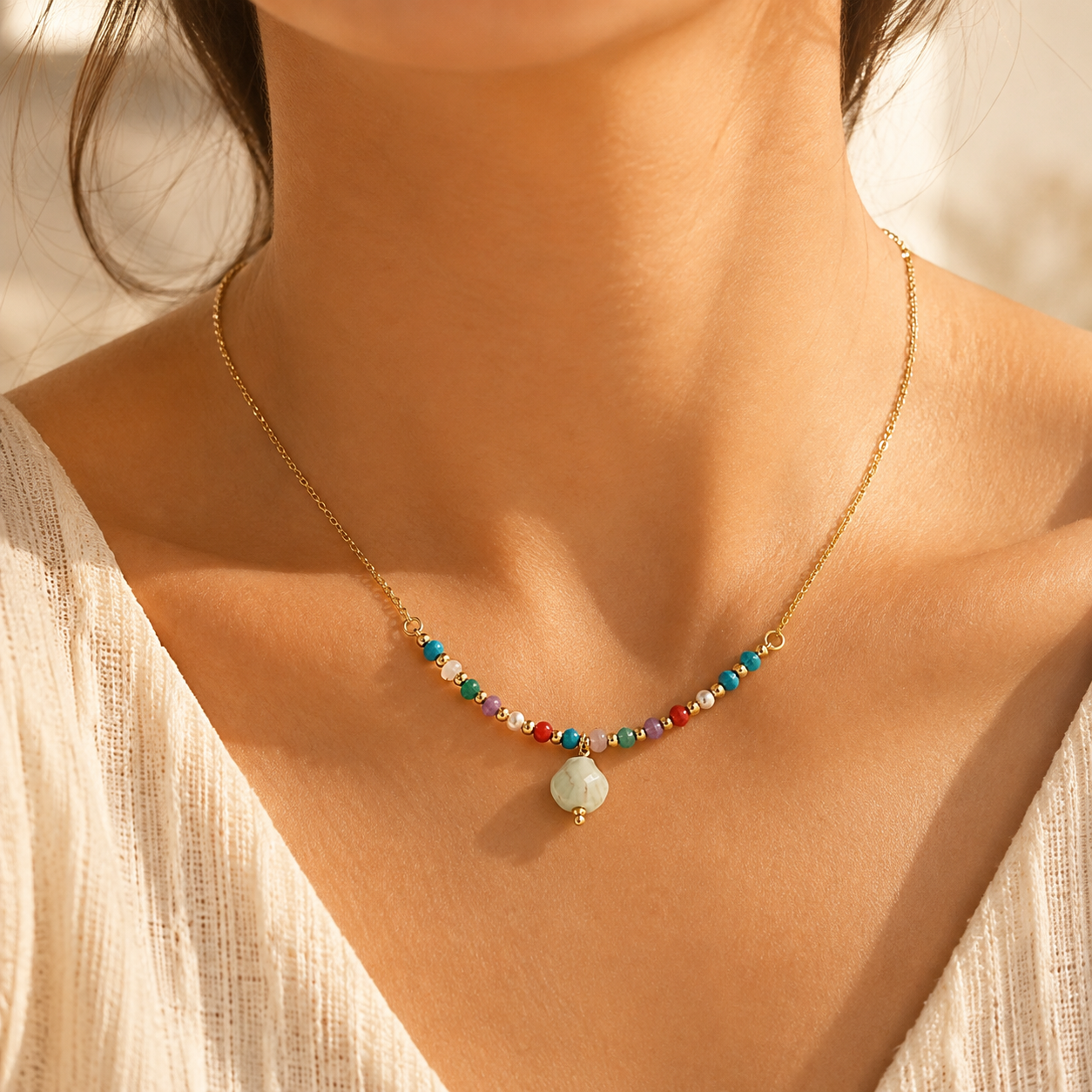Collar de acero inoxidable con Piedras Multicolor y Colgante