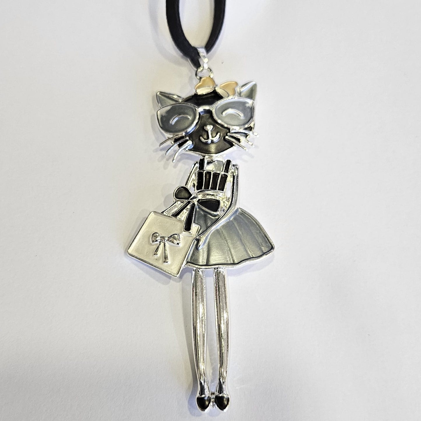 Collar Gatita Fashion Articulada color platA Y NEGRO