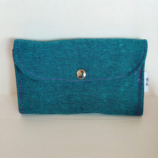 Cartera Bosque Encantado en color verde hecha a mano