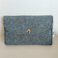 Cartera Denim Floral en color gris hecha a mano
