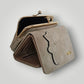 Monedero-billetero silueta de gato color beige