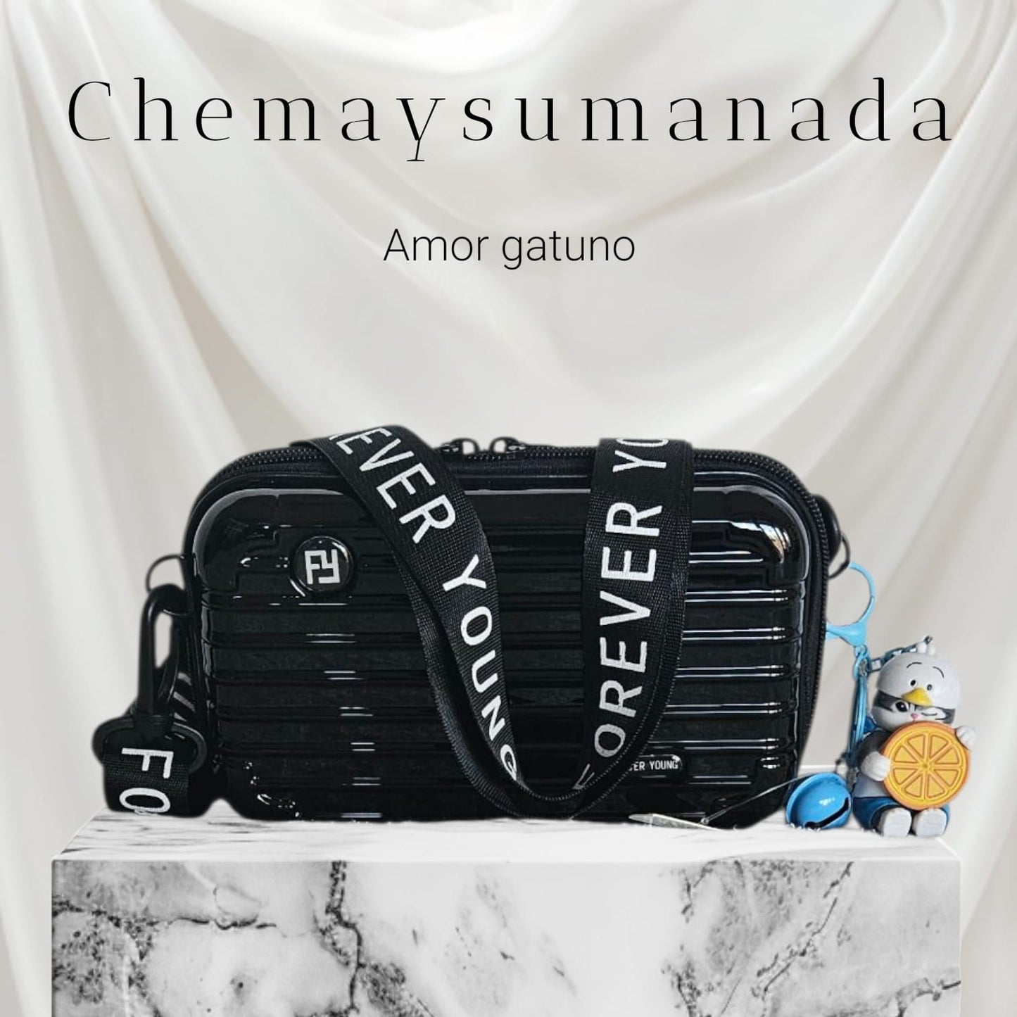 Bolso rígido estilo maleta “Amor Gatuno” – Chema y su Manada