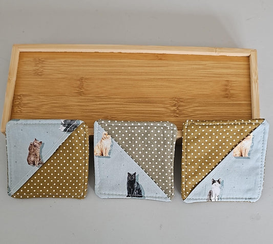 Marcapáginas de tela con estampado de gatitos lunares marrón (envío estampado aleatorio)