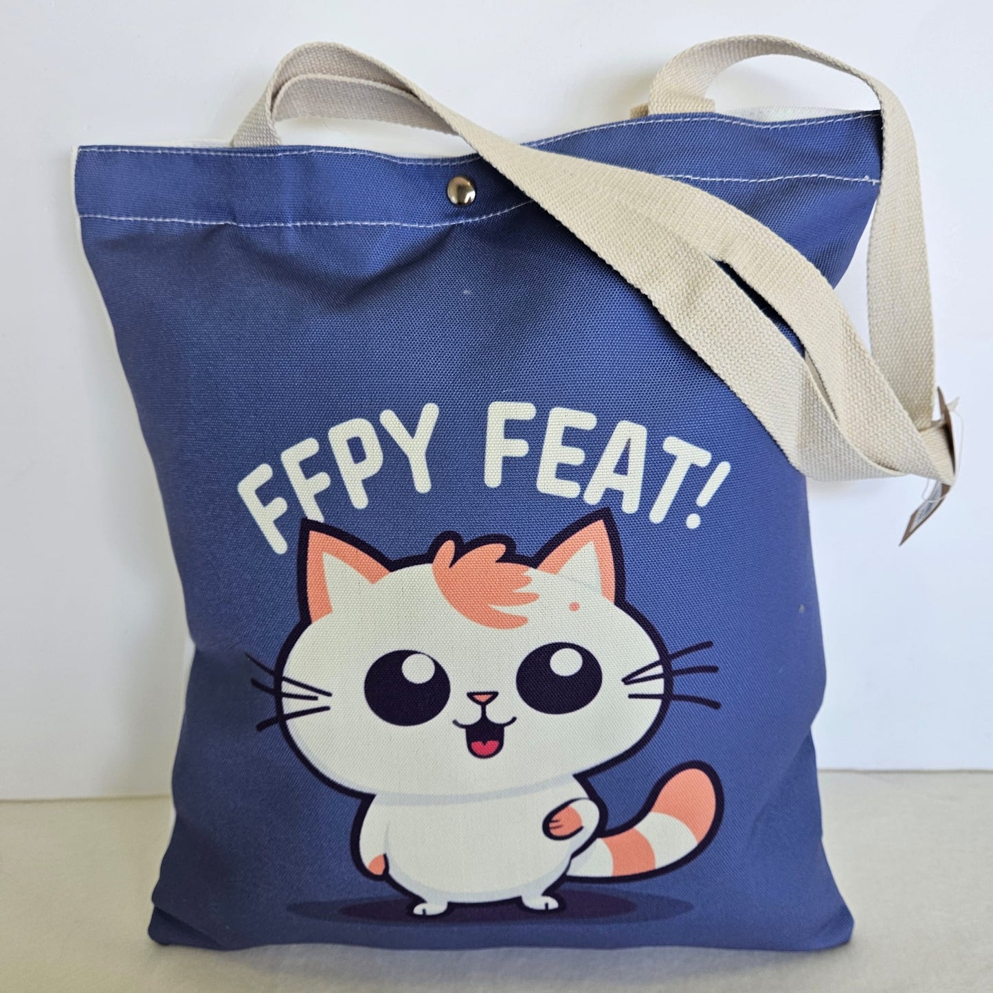 Bolsa tote bag de tela estampado gatito con frase "FFPY FEAT!"