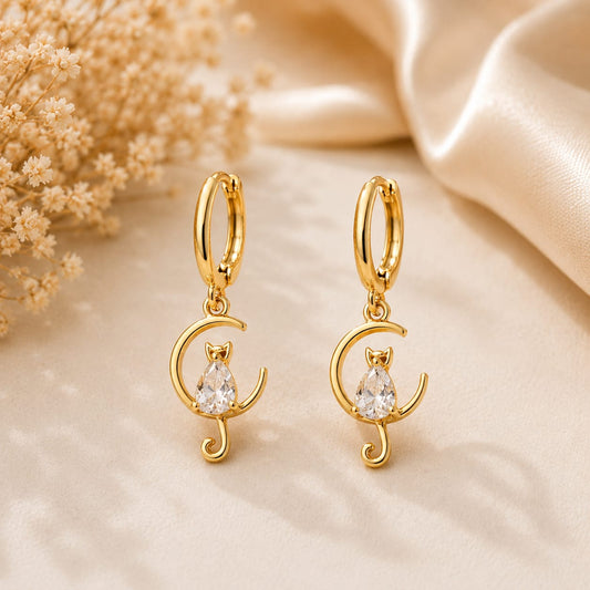 Pendientes Luna Gatuna Dorados