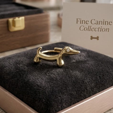 Anillo de acero inoxidable de perro salchicha dorado