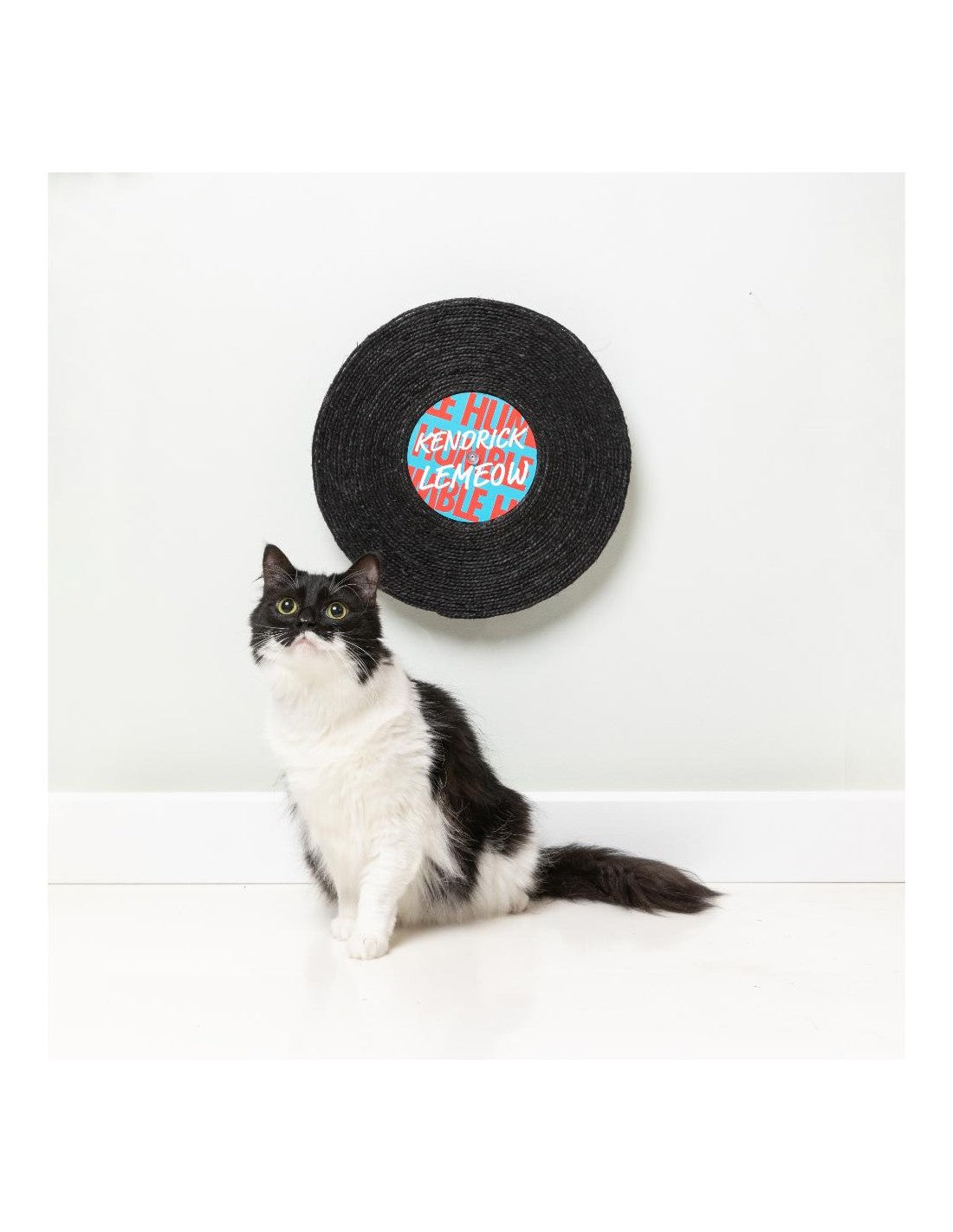 Rascador FuzzYard Record Cat Scratcher - Kendrick Lemeow