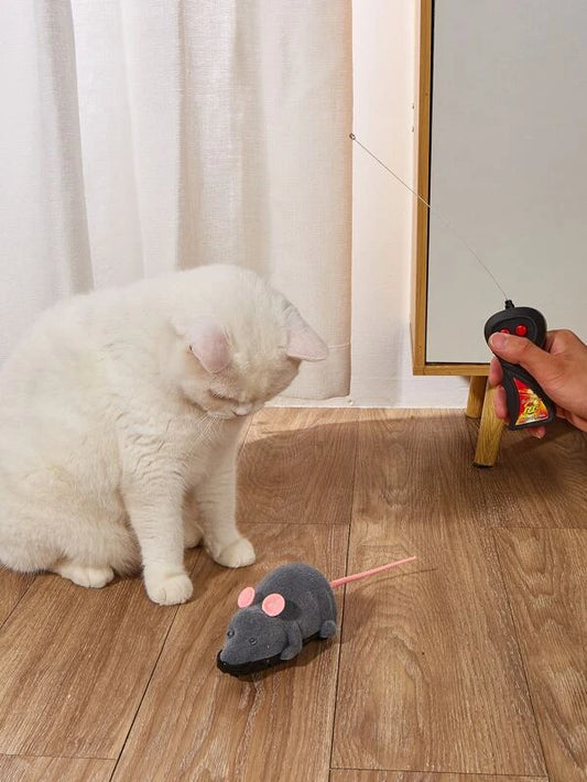 Ratón interactivo para gatos y perros con control remoto