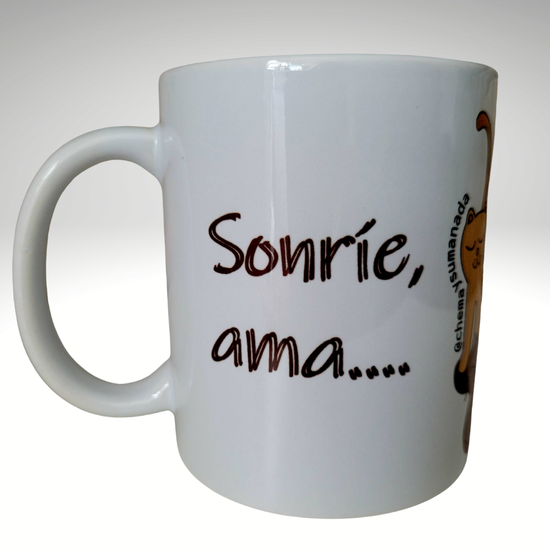 Taza sonríe y ama